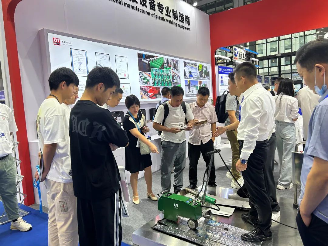 萊斯特綻放2023防水展 品牌再掀熱潮！